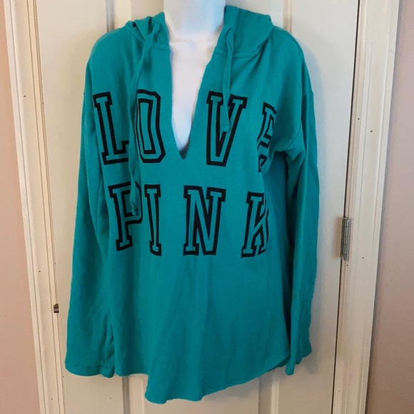 VS PINK sweatshirt NEVER WORN - Picture 2 of 4